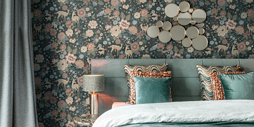 Обои в интерьере артикул Brit3 018, British Style Forest, Loymina